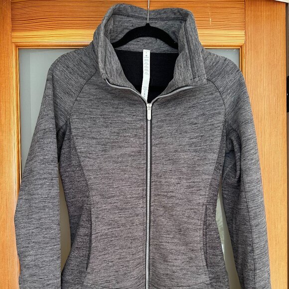 Lululemon Women's Radient Full Zip Jacket Grey Size 6 - Picture 4 of 5